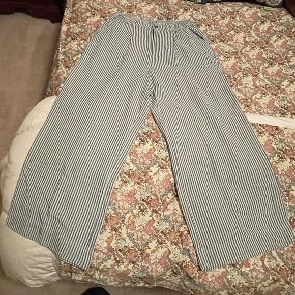 Aerie Daybreak Trouser | Marbled Blue (L) - Picture 7 of 9